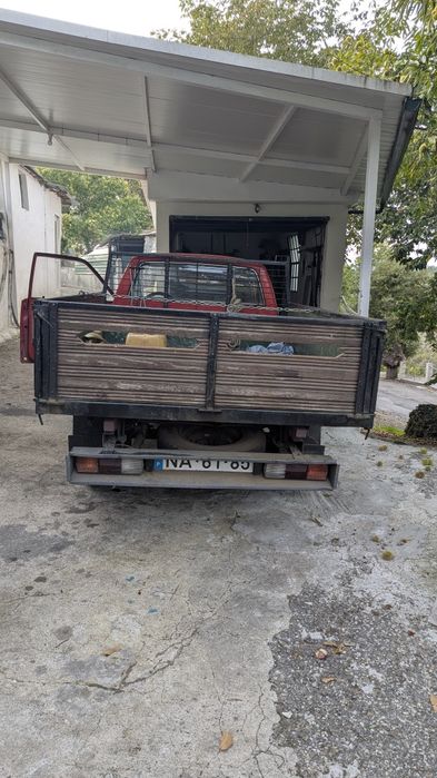 Isuzo Bedford KB para venda