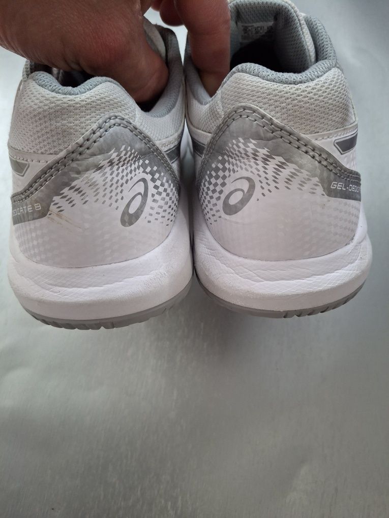 Кроссовки ASICS Gel Dedicate 8 White 
ОРИГИНАЛ 
Отлично подходят для з
