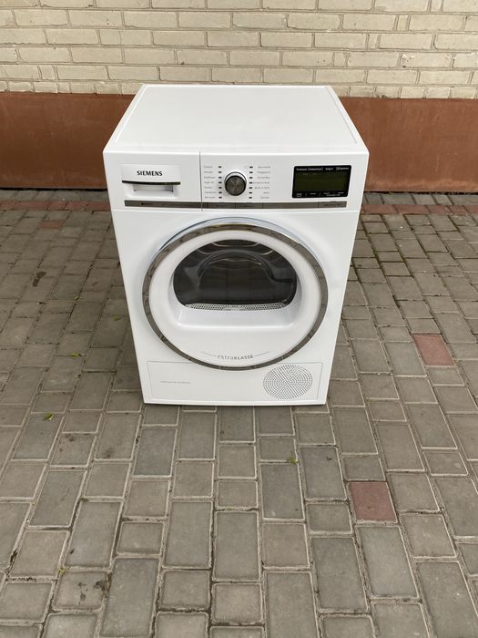 Сушильна машина Siemens iQ890
