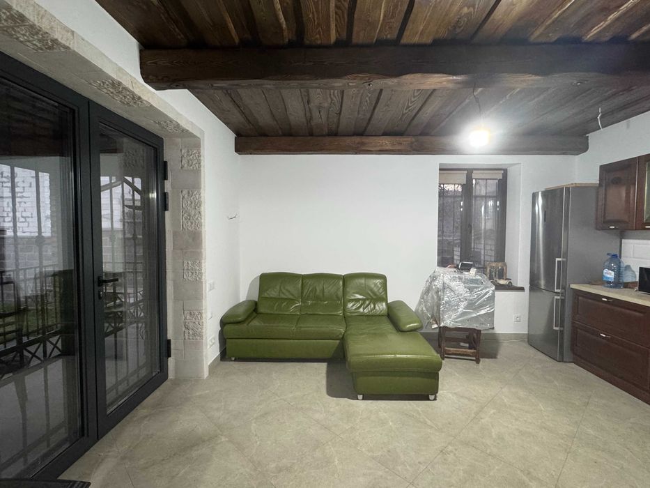 ПРОДАЖ нового якісного будинку + гостьовий дім Оболонь,150 м до Дніпра