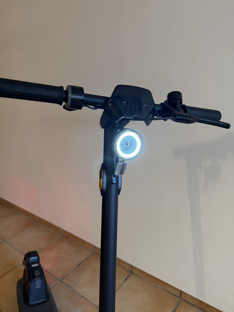 Trotinete elétrica Niu KQI2 Pro - 40km autonomia