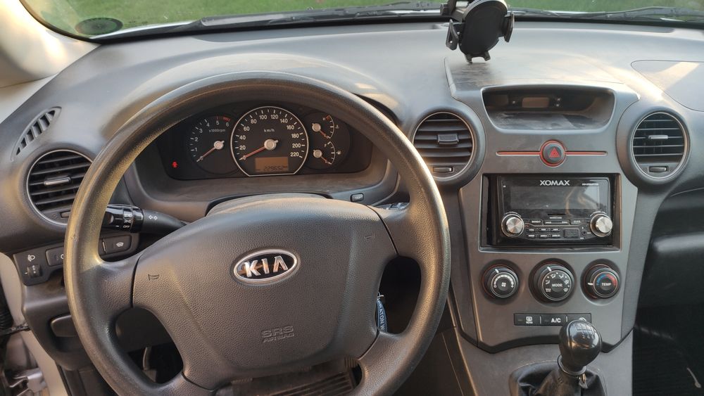 Kia Carens III 7-os., HAK