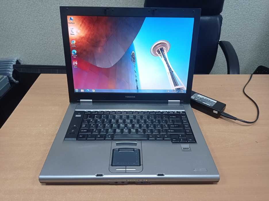 Ноутбук TOSHIBA TECRA A8 / 15.4" intel T7200 2 ядра 2GHz/3GB/60GB SSD