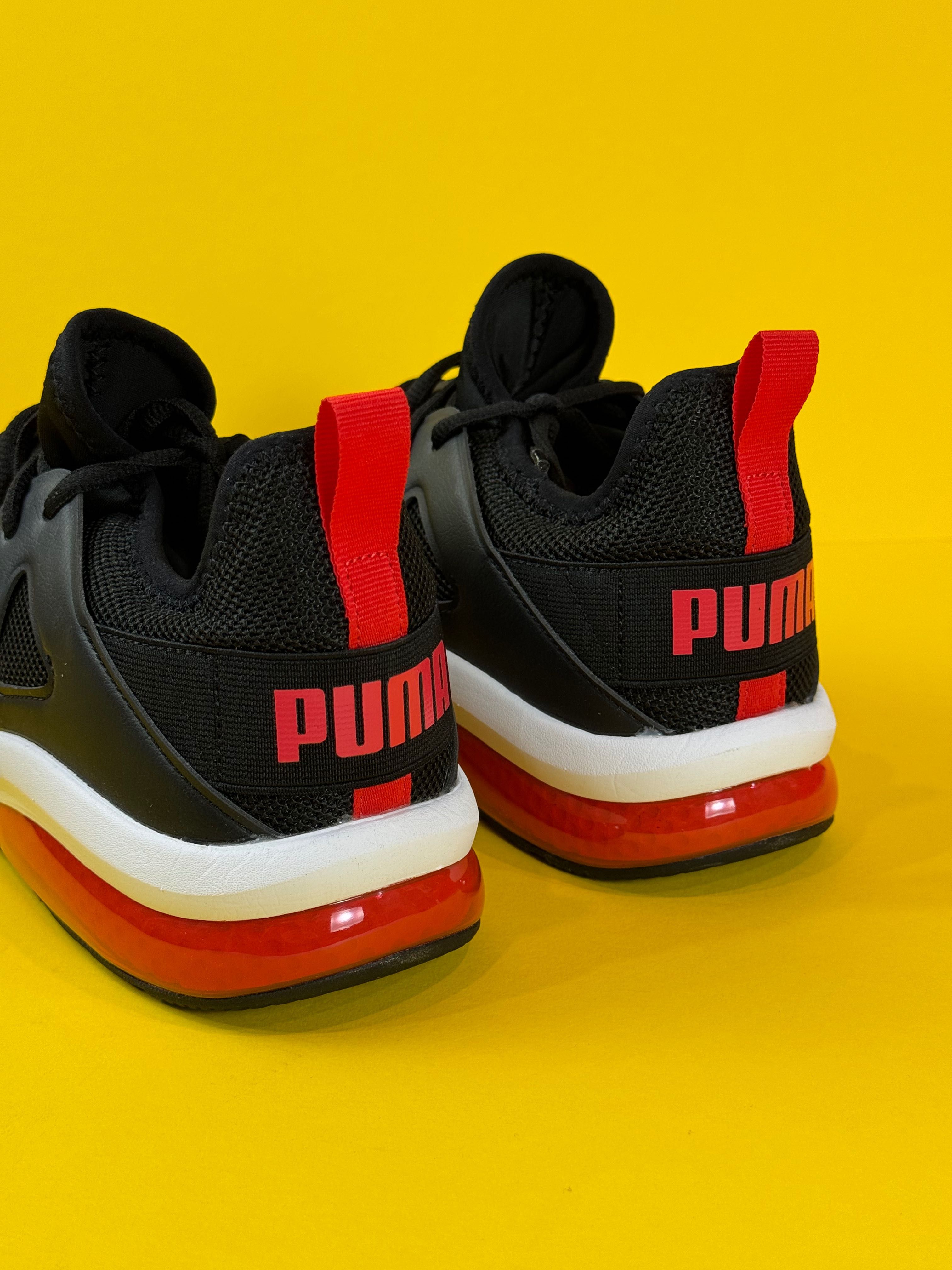 Чоловічі легкі кросівки PUMA Electron 44.5, 46 розмір