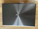 Laptop ASUS ZenBook UX32LA: i5 2.3GHz, 12G RAM, SSD 120GB, Win10