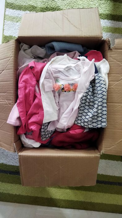 Troco roupa bebe menina