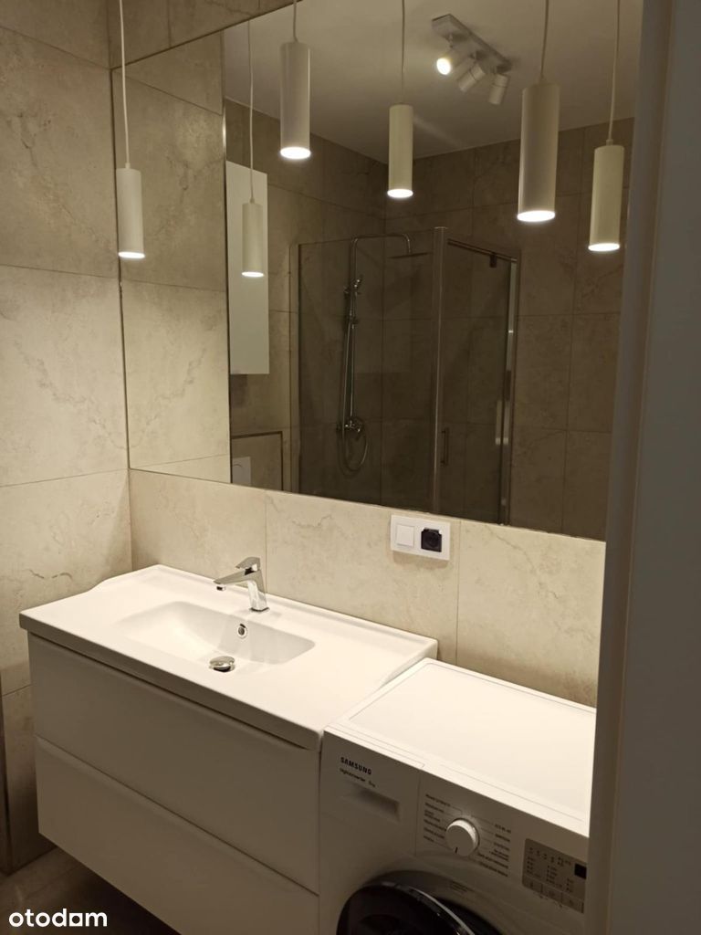 Do wynajęcia 2 pokojowe mieszkanie z balkonem ul. Bora-Komorowskiego