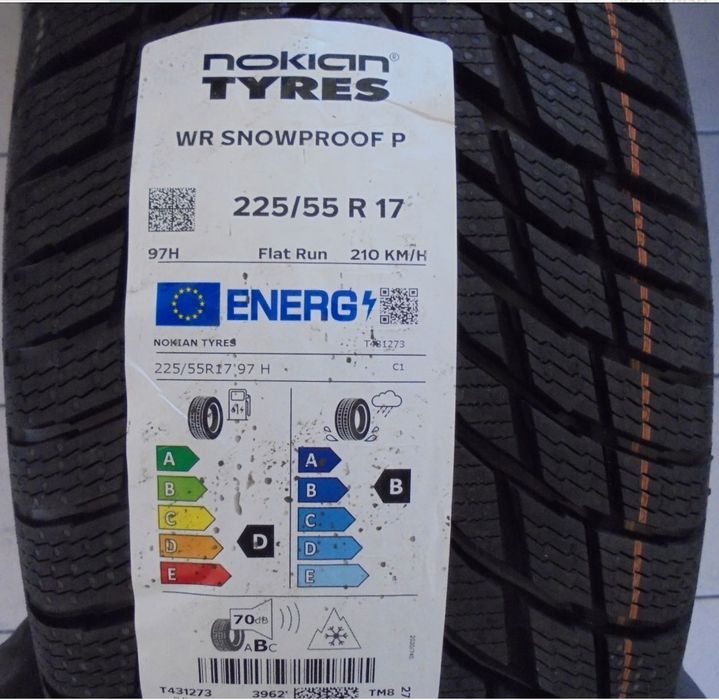 225/55R17 Nokian WR Snowproof P Flat Run