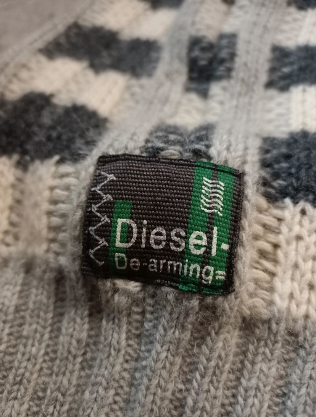 Ciepła czapka beanie 80% wełna Diesel