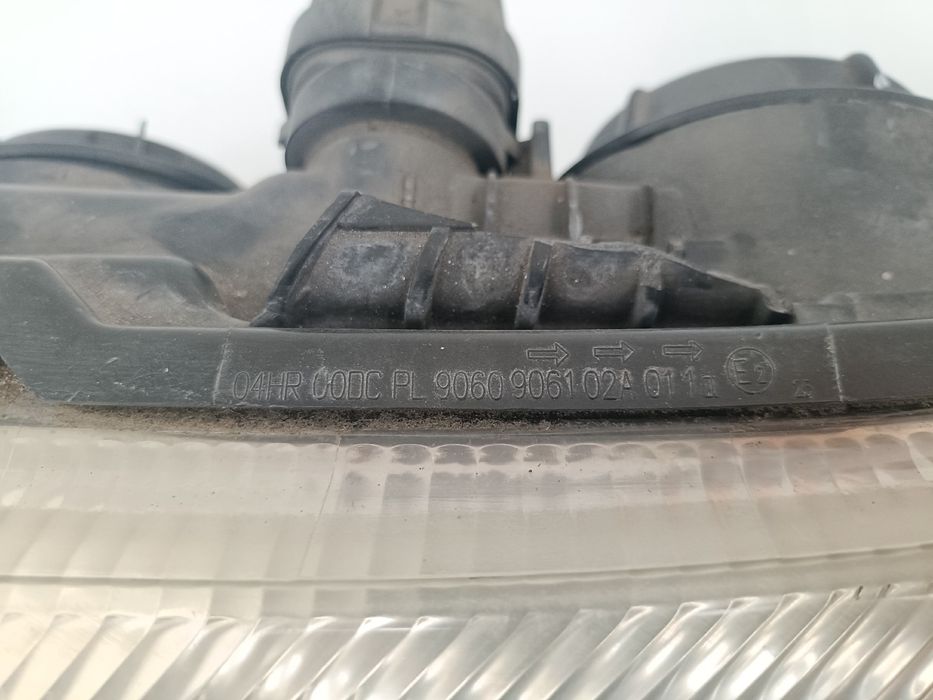 Ótica / farol esquerda RENAULT Laguna II Break (KG0/1_)