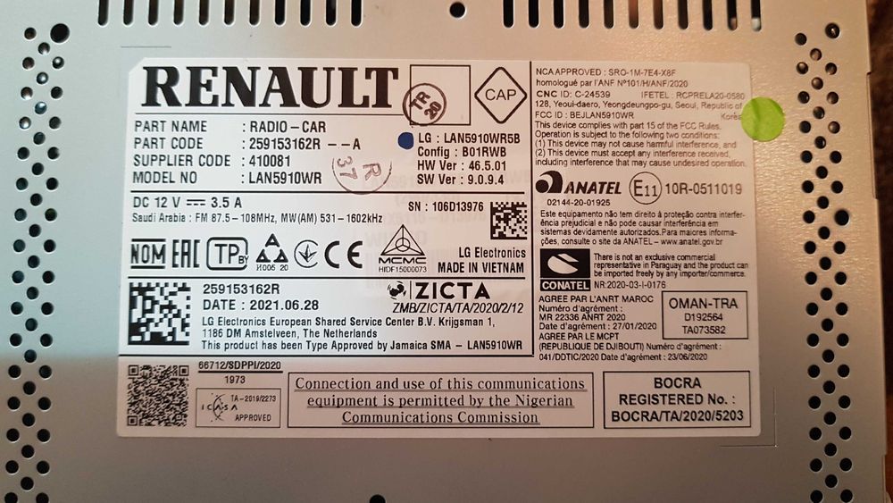 Мультимедиа\Магнитола Renault Duster заводская