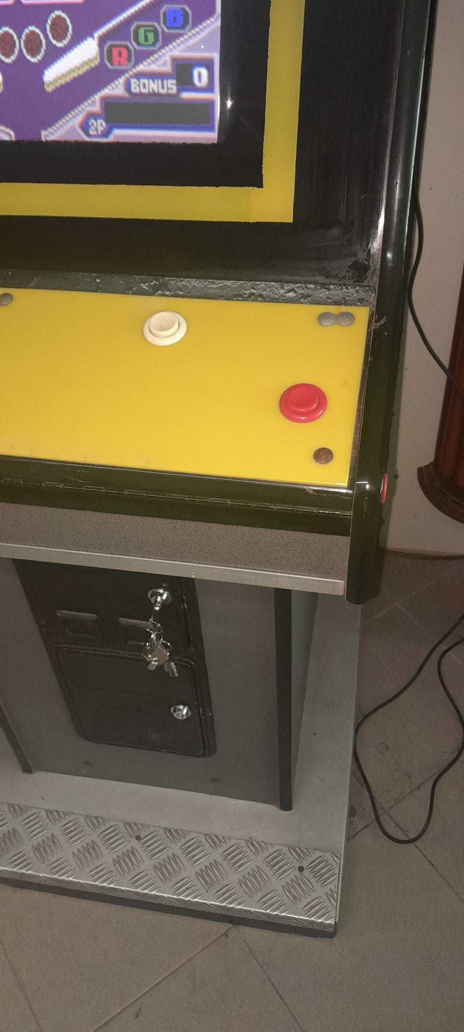 Máquina Pinball nova original damos garantia.