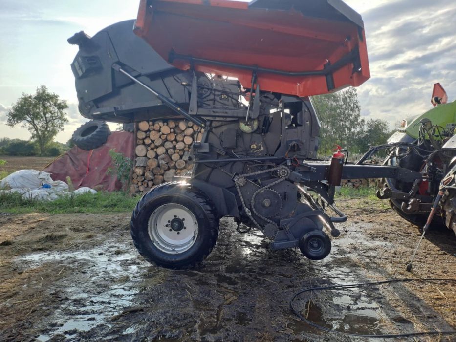 Prasa kuhn fb 2135 claas krone lely john Prasa zwijająca sipma