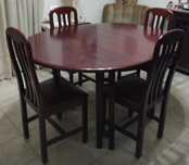 Mesa extensível em madeira