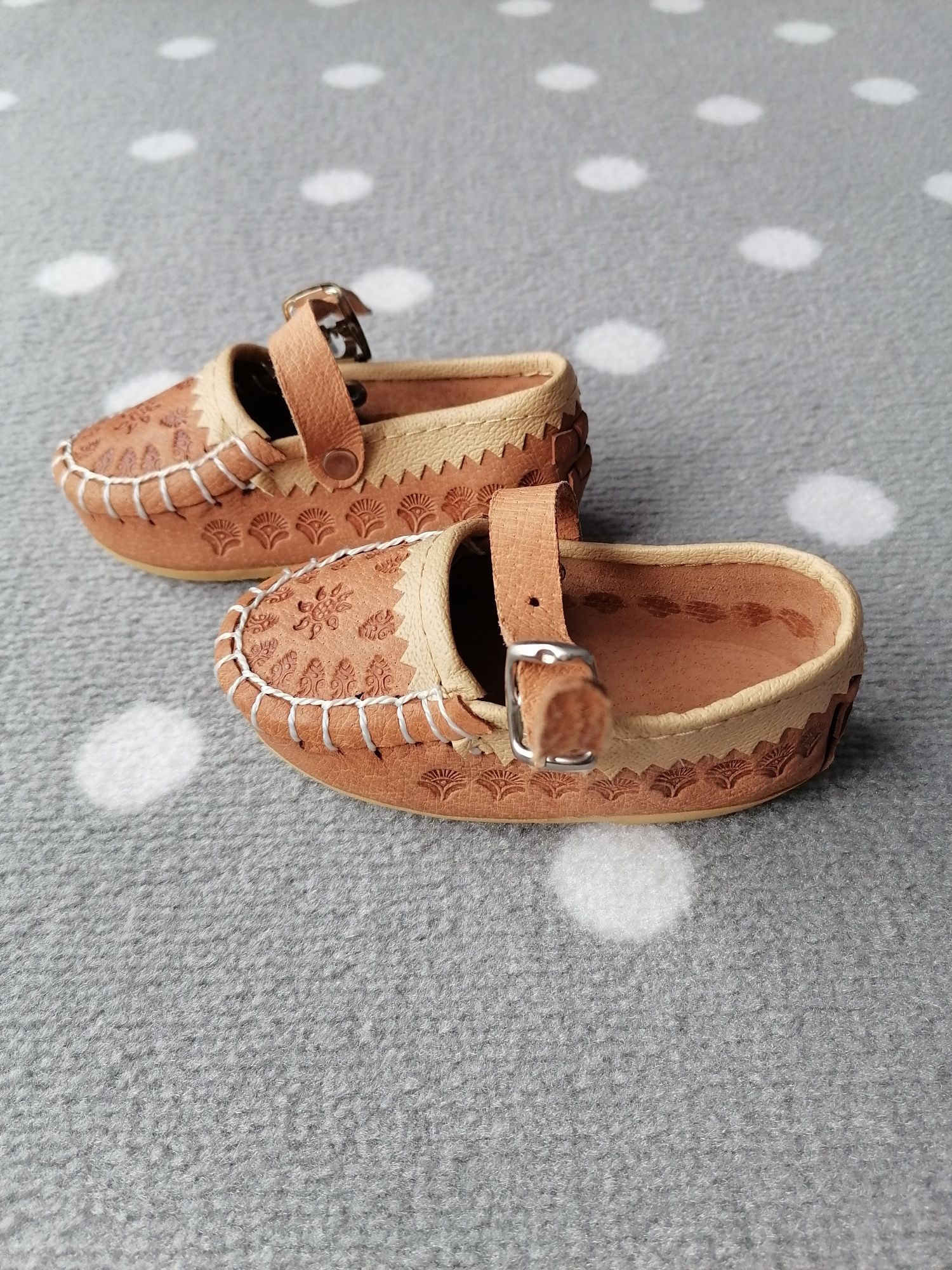 NOWE kierpce, mokasyny góralskie 12cm