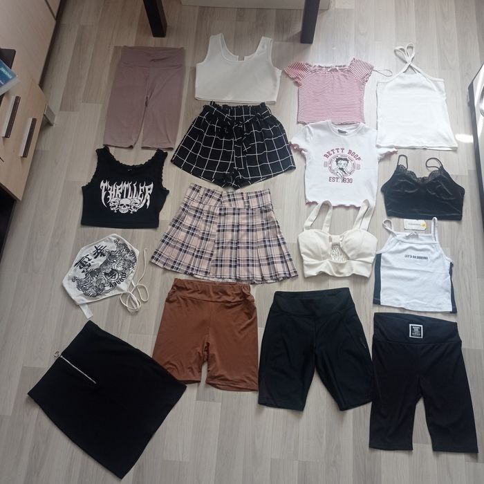 Zestaw ubrań damskich letnich 16 sztuk rozmiar S