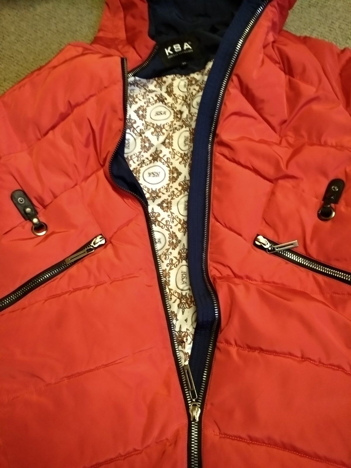 Пуховик зимова куртка пальто кораловий колір