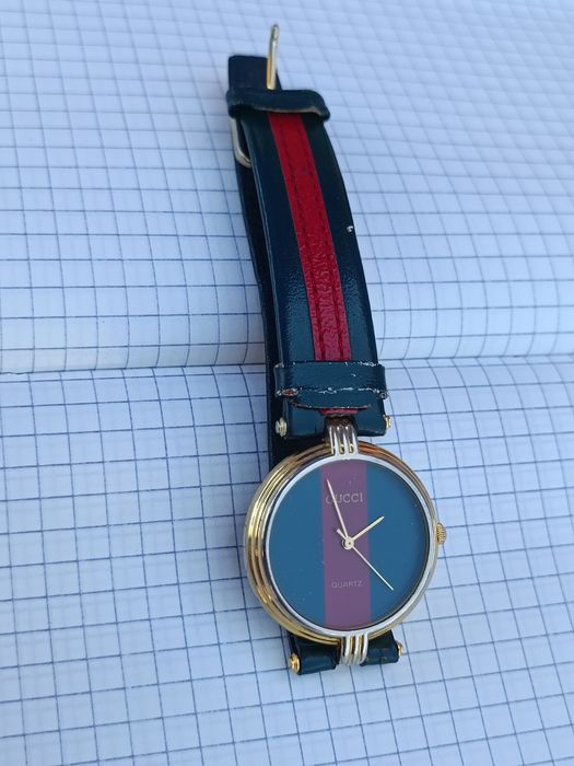 Часи,годинник GUCCI кварцові