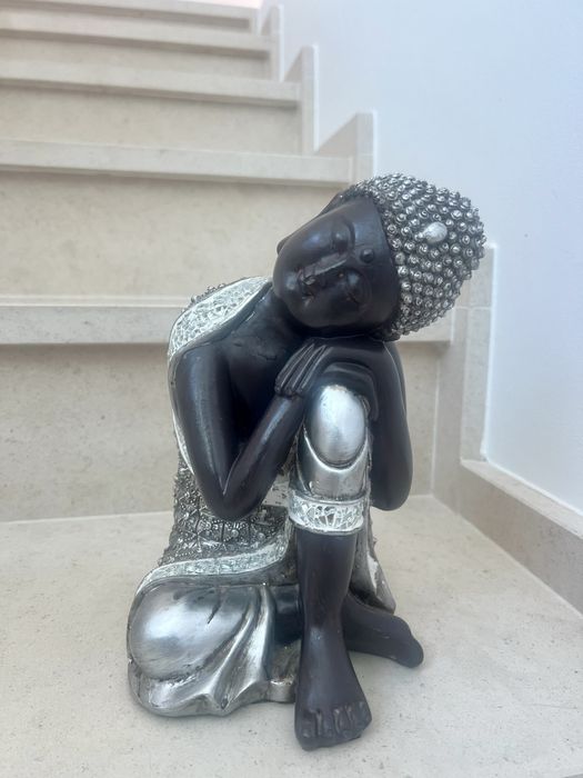 Buda de decoracao em loica