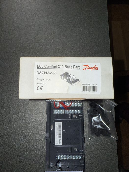 Клемна панель для електронних регуляторів Danfoss ECL Comfort 210/310