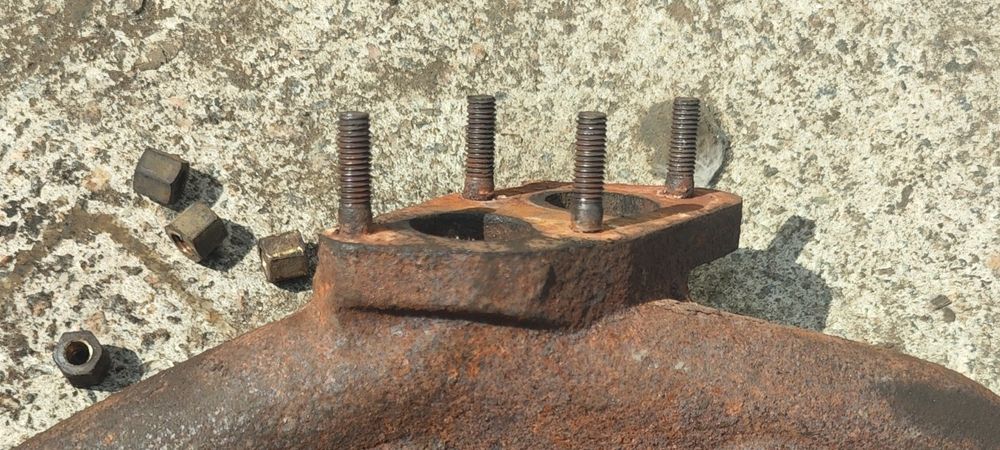Выхлопной коллектор на Таврию славуту авторазборка