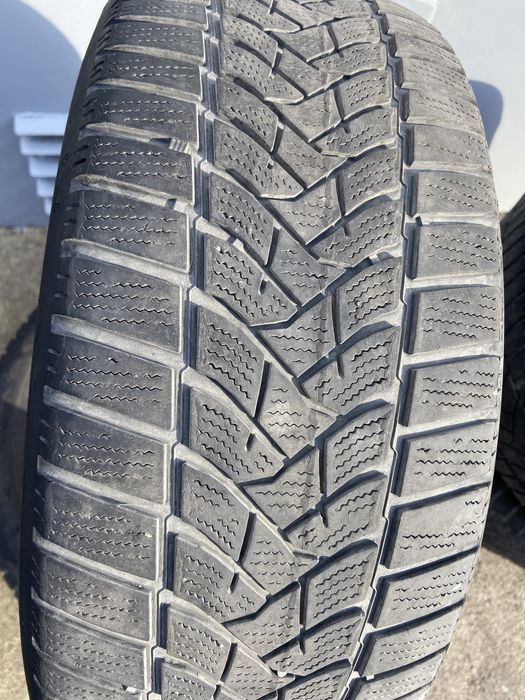 Шини 205 55 16 зима Dunlop winter sport 5 2017-19