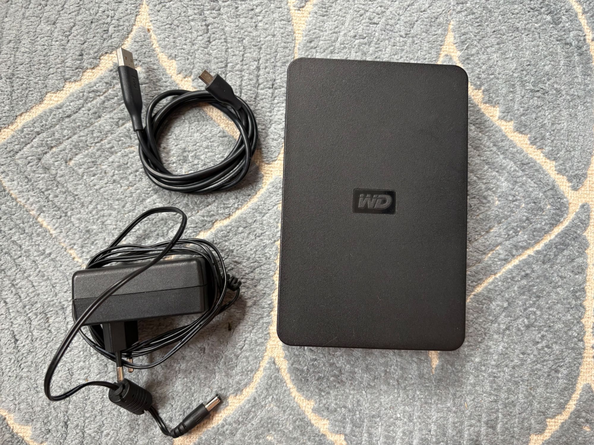 Зовнішні накопичувачі - Asus, WD, 1.5TB, 500GB, 1TB + Flash cards