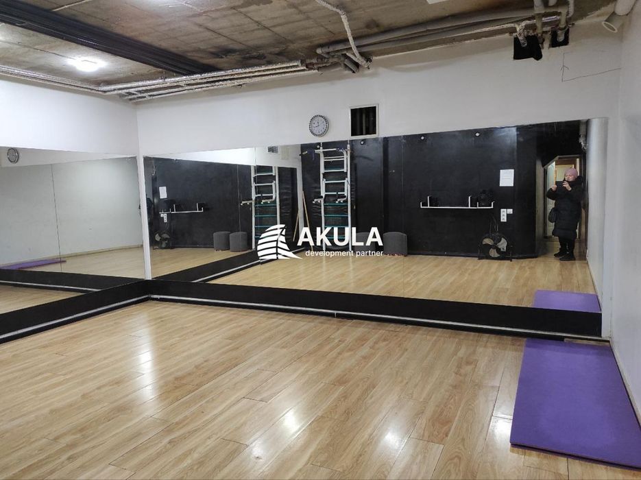 Продам Підвал, вул. Межигірська, 25, 297,1 кв.м. діючий бізнес