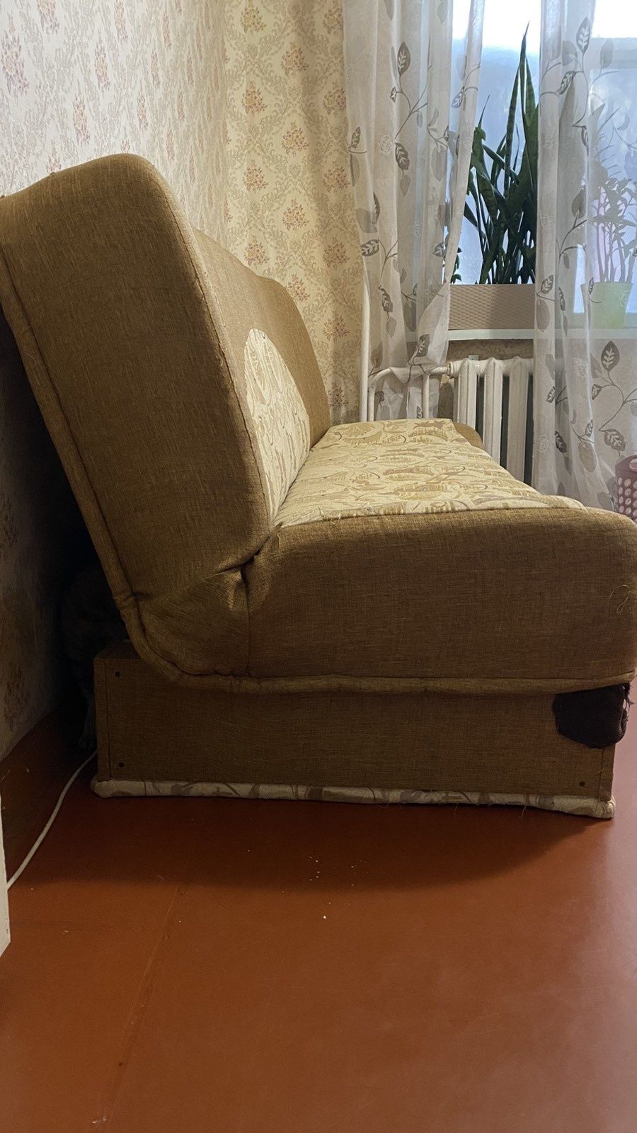 Диван книжка 3900.