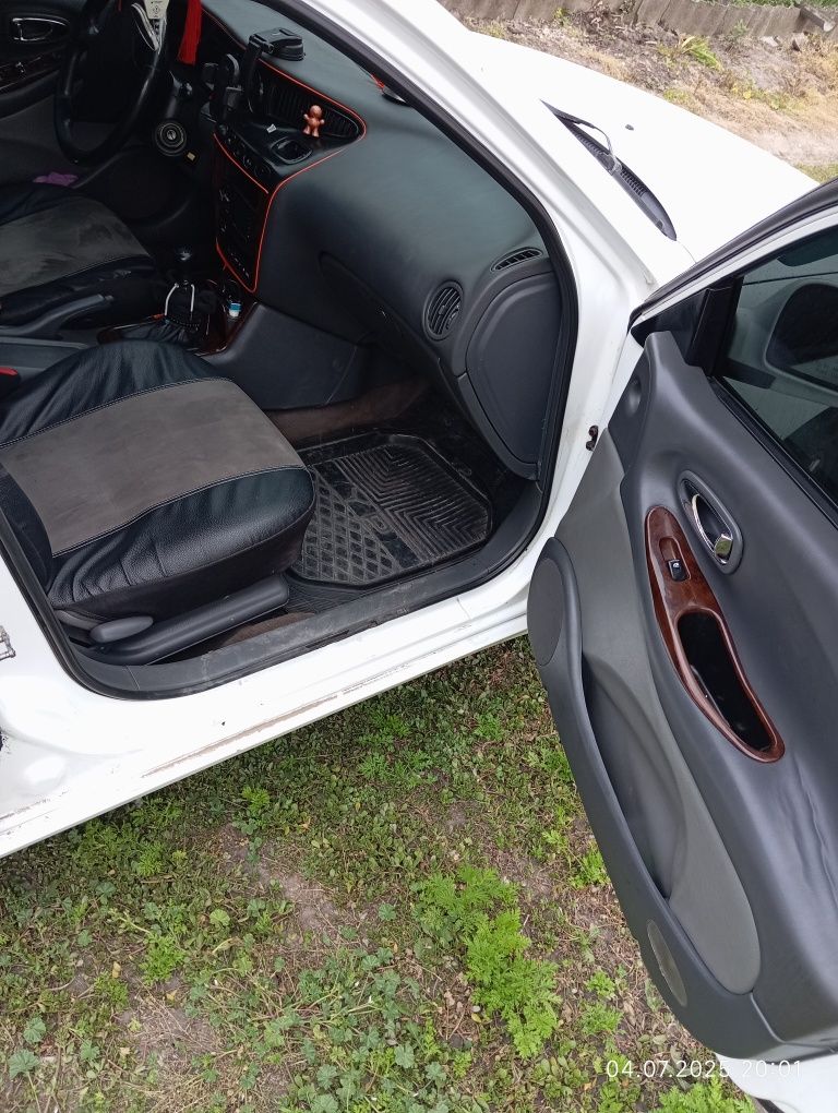 Daewoo Laganza 1998