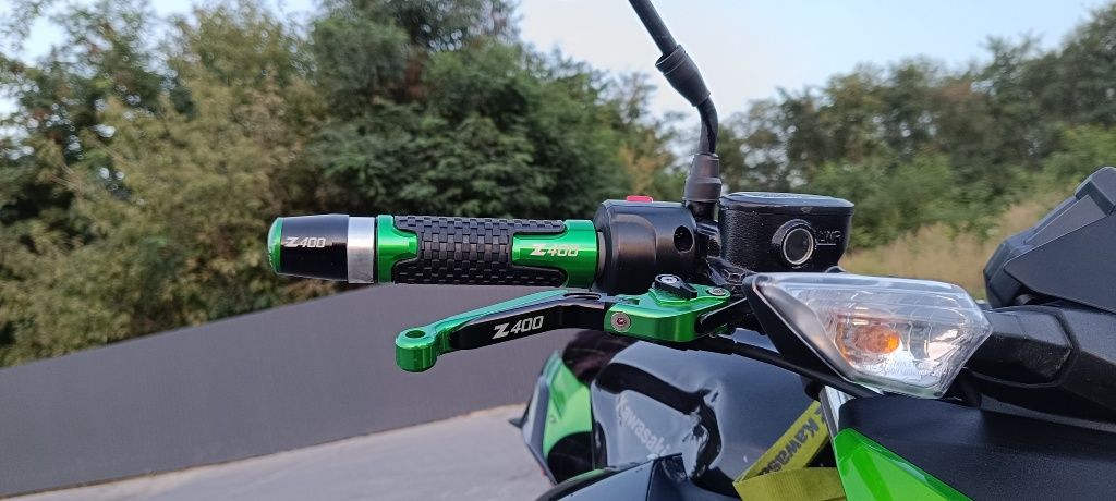 Продам мотоцикл Kawasaki z400