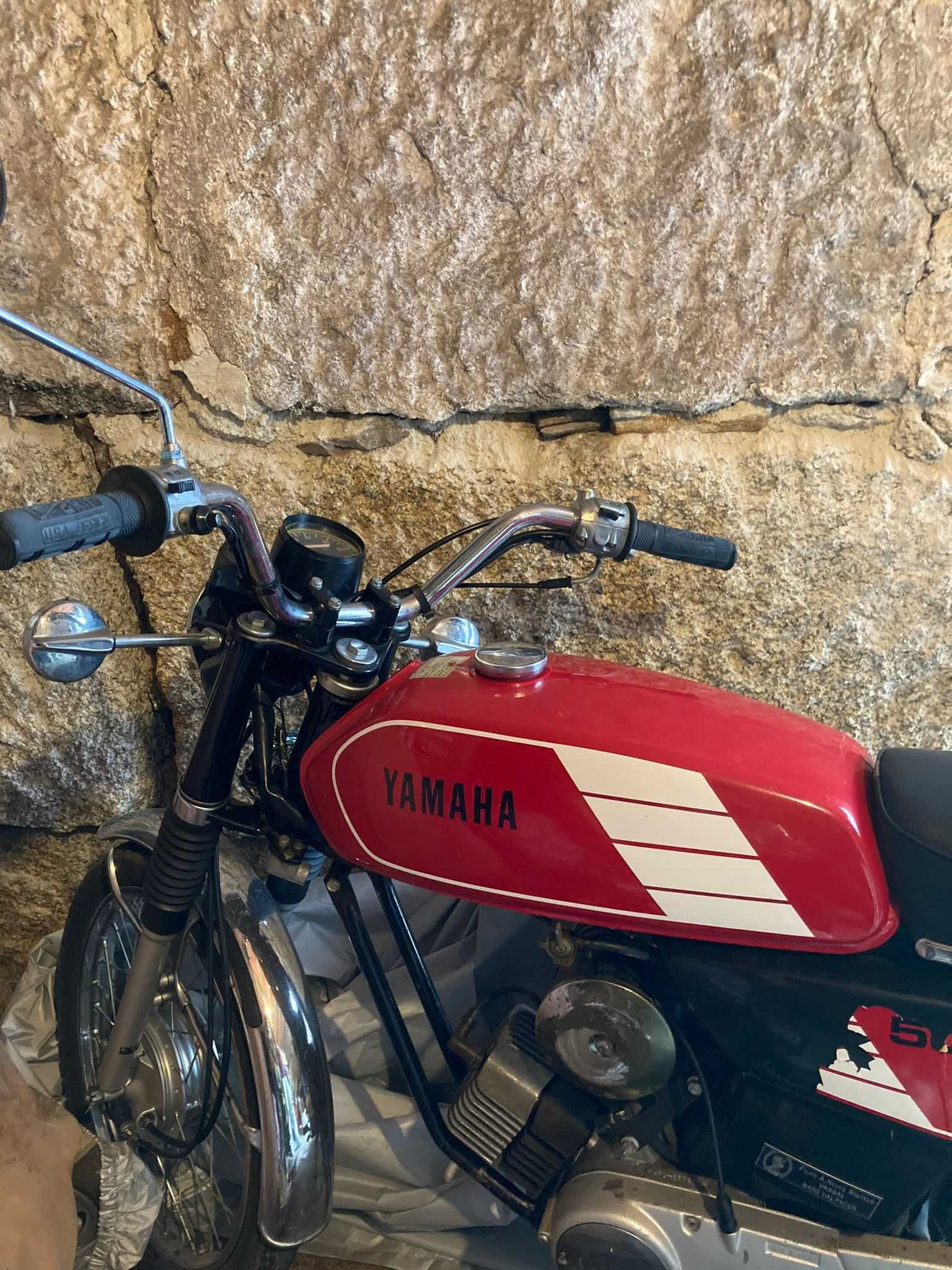 mota yamaha RD50