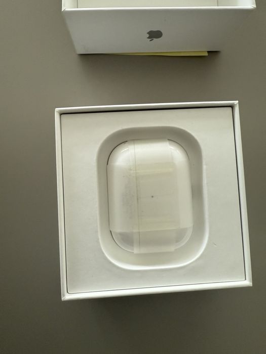 Apple Air Pods Pro (MagSafe 2)