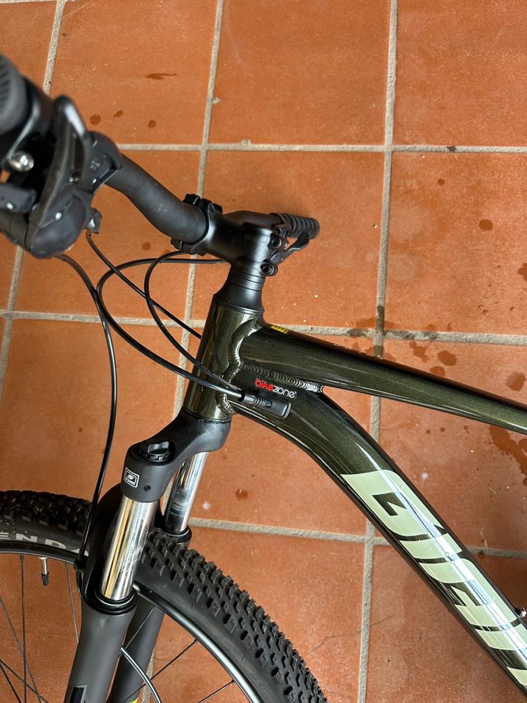 Bicicleta GIANT TALON 2022