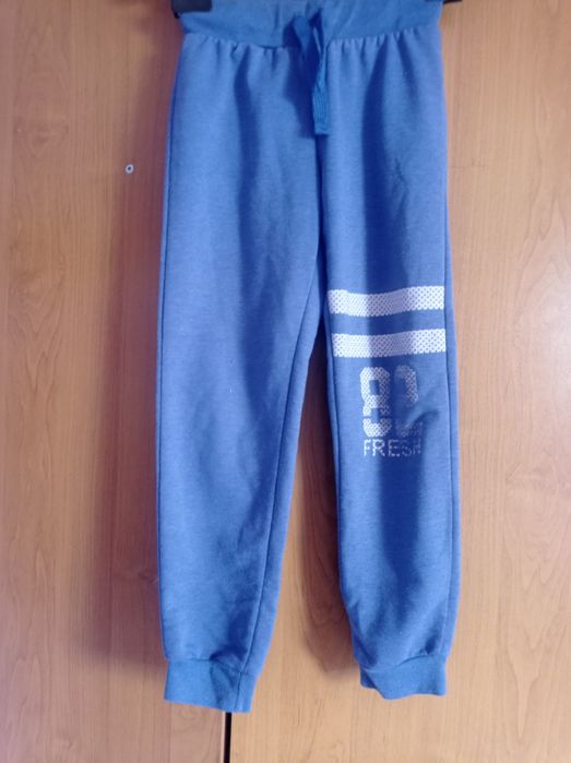 Spodnie dresowe chłopięce dresy 122