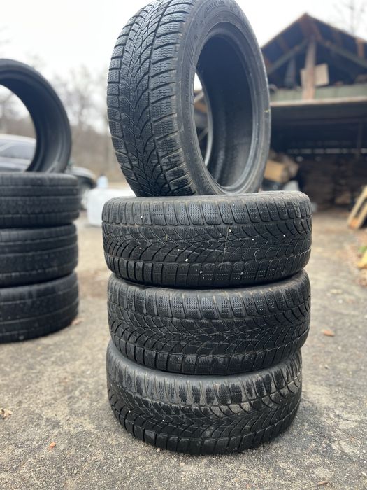 Продам резину Dunlop Winter Sport 4D RunonFlat 225/55 R17