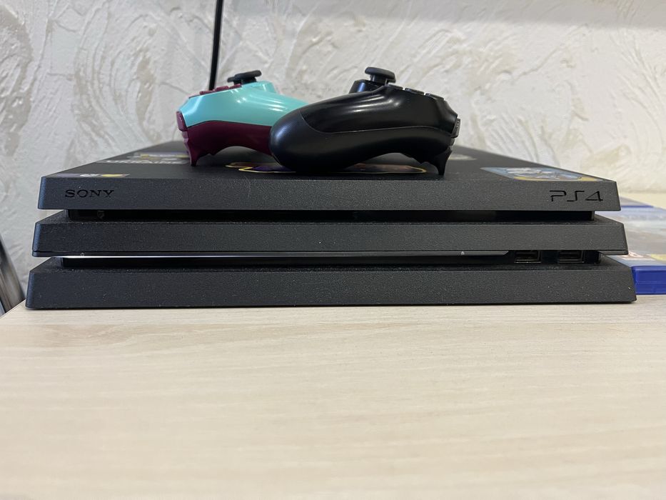 Sony Playstation 4 pro 1tb+телевизор