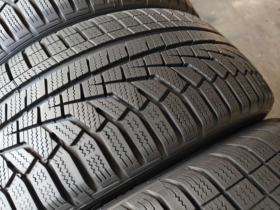 4шт Hankook Wіnter I*cept Evo2 R17 215 55 шини зимові