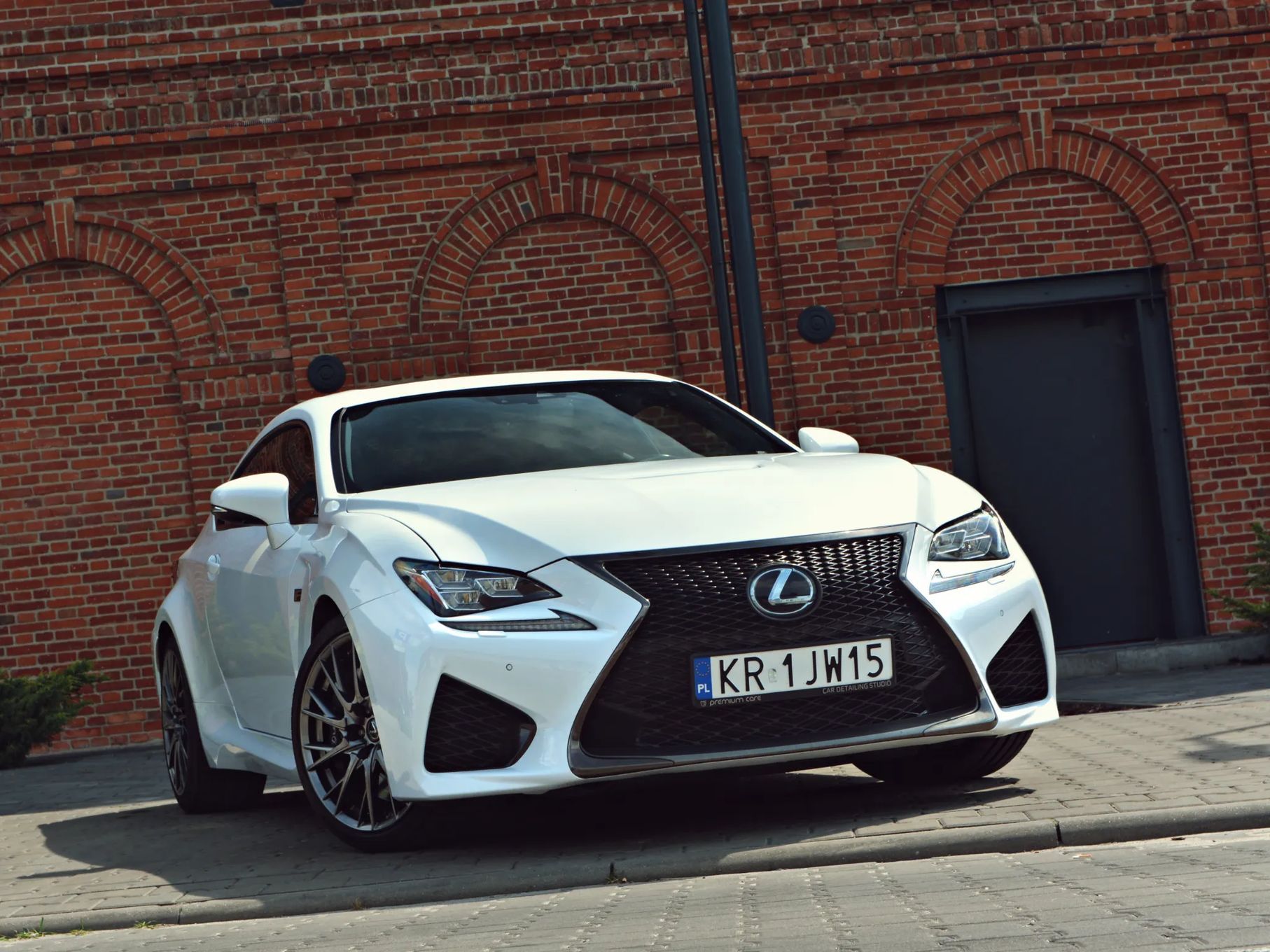 Lexus RC RCF 2015 rok salon Polska