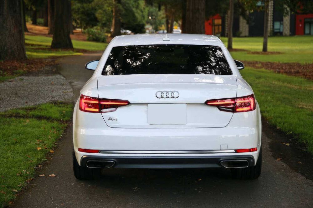 Audi A4      2019
