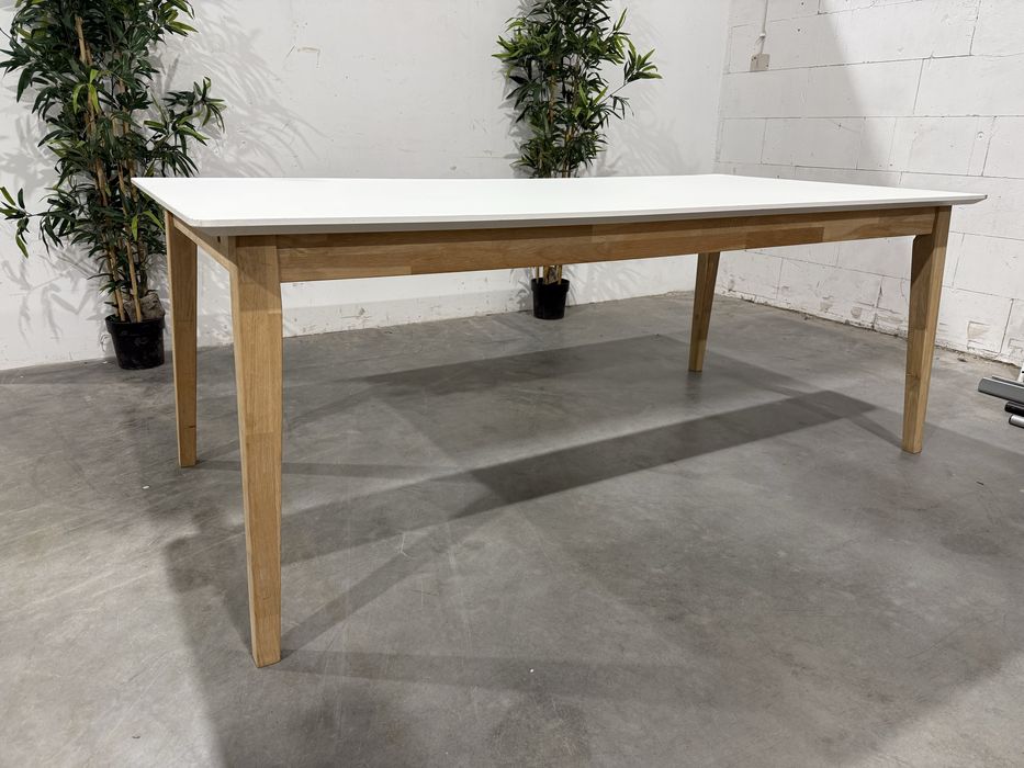 Ładny duży stół skandynawski drewniany super stan dowóz wysyłka