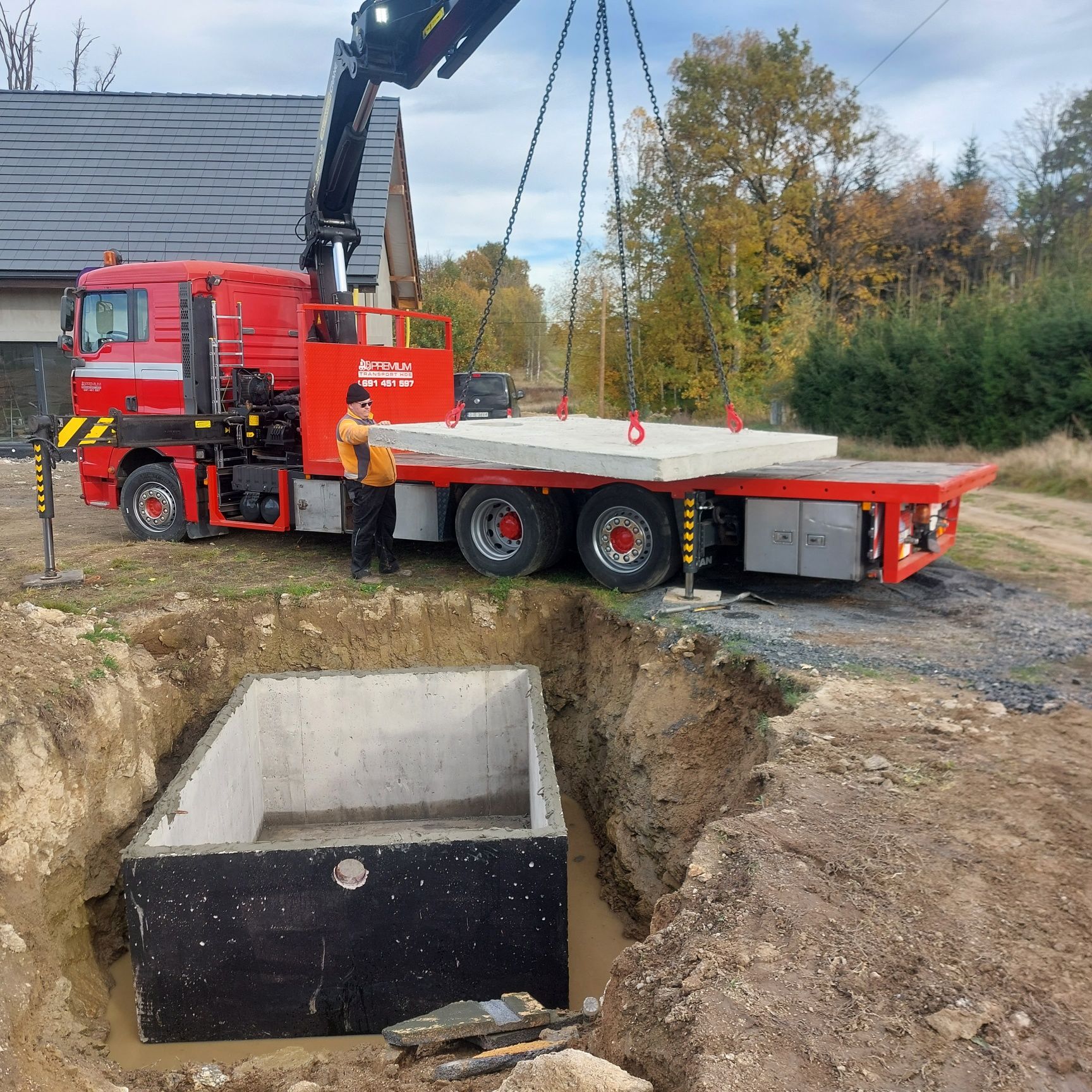 Transport hds kontenery maszyny rozładunek  przeladunek