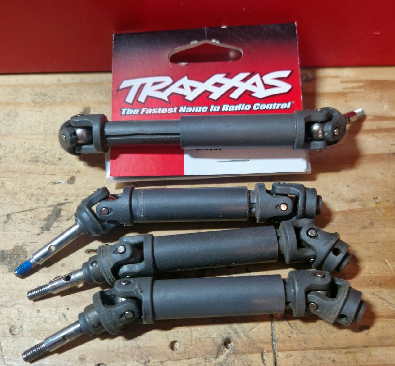 Material Traxxas Rustler vxl 4x4 I Hobbywing esc