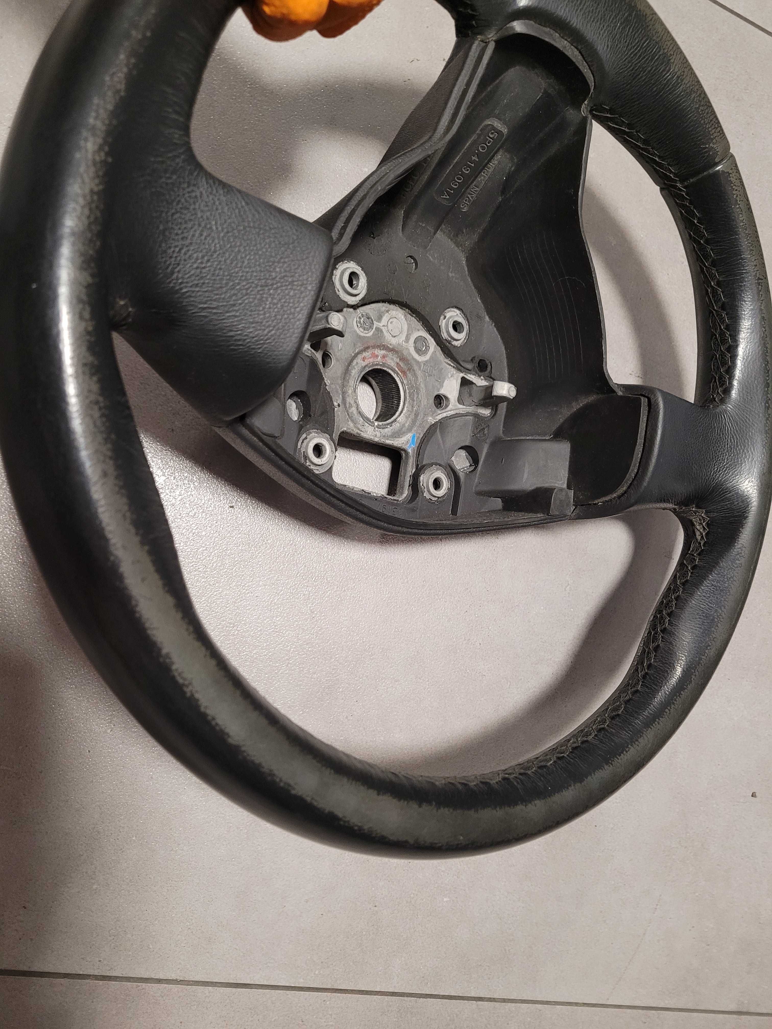 Kierownica skórzana Seat Leon II 2006r 5P0.419.091A