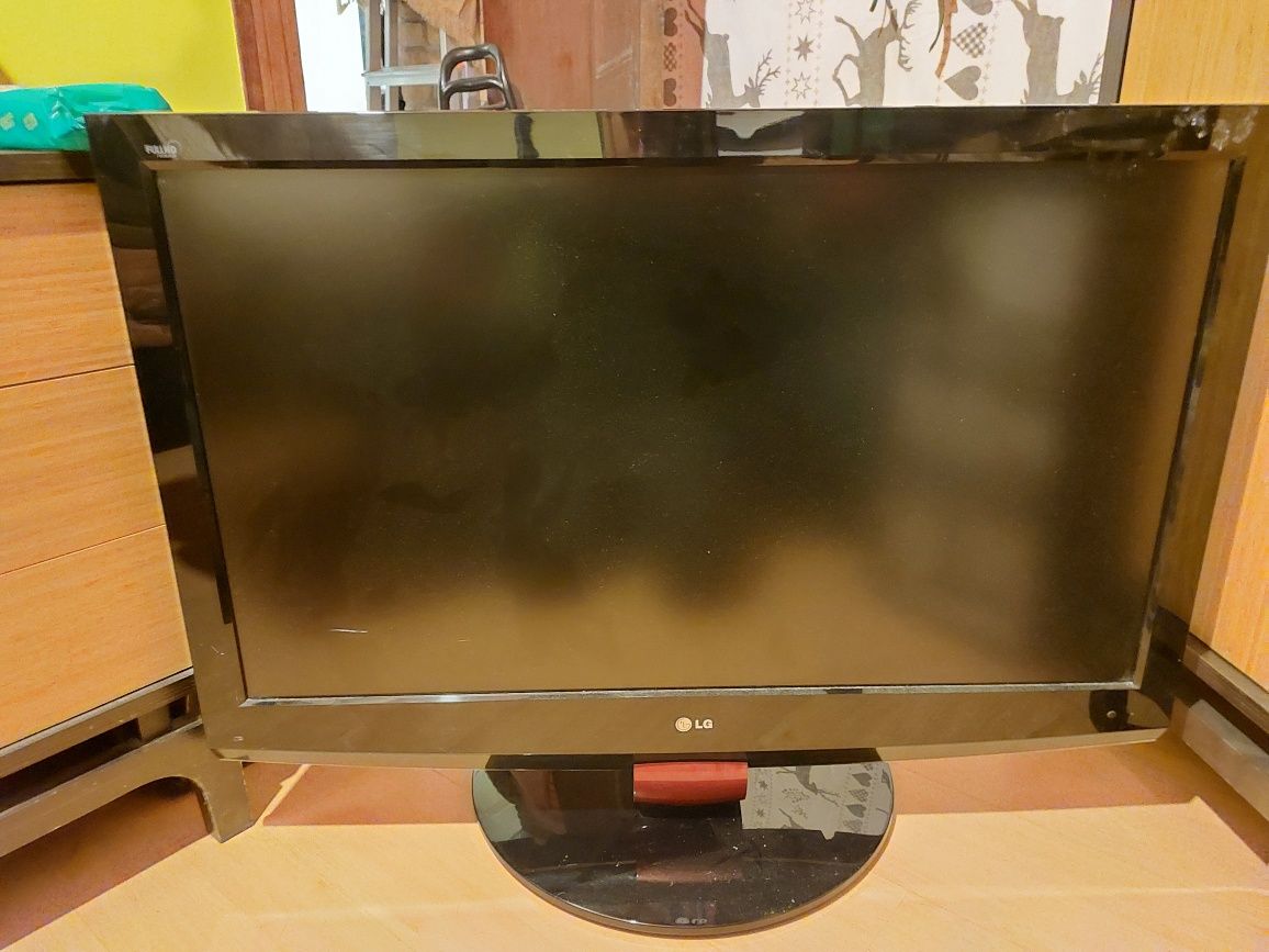 Telewizor LG Full HD 42 cale 42LF76