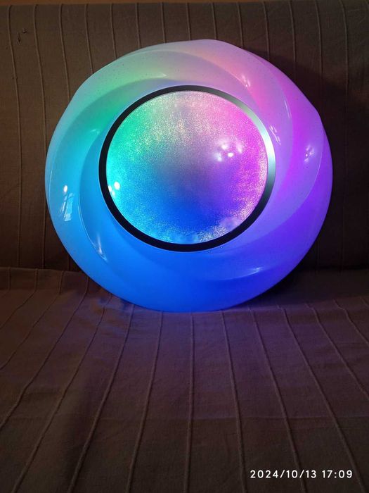 Світильник пюстра с функцією RGB, димер с пультом кєрування 72 вт.