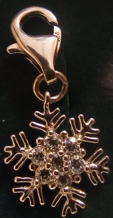 Srebrna zawieszka, charms śnieżynka do bransoletki