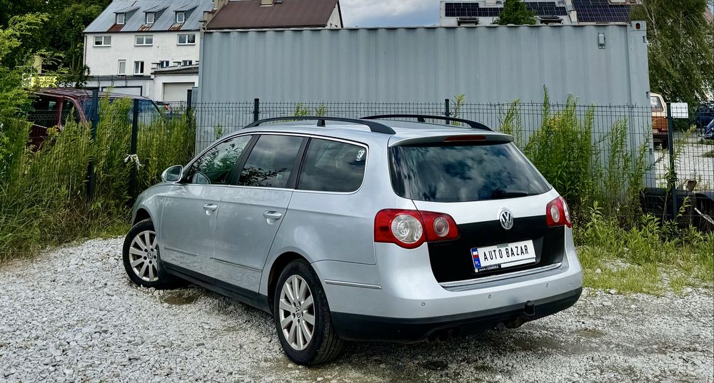 Volkswagen Passat B6 2.0 FSI * Klima * 2007 * Alufelgi* Hak * Zadbany