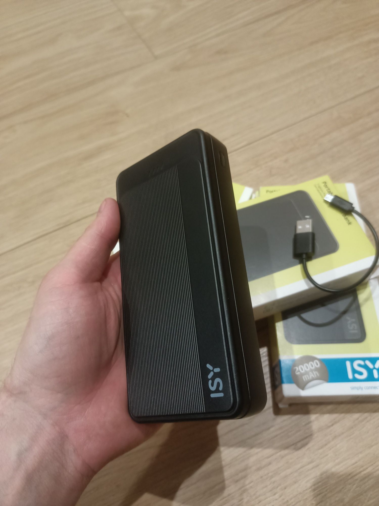 Павербанк Power Bank 20000 mAh ISY (Black)