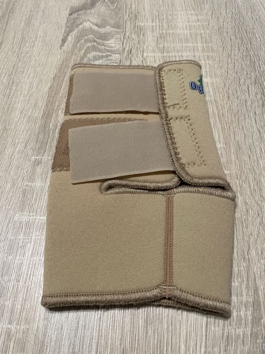 Oppo stabilizator stawu kolanowego r. L - Opaska na kolano na rzepy